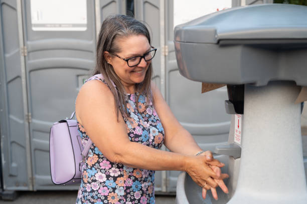 Best Porta potty rental near me  in Somerset, KY